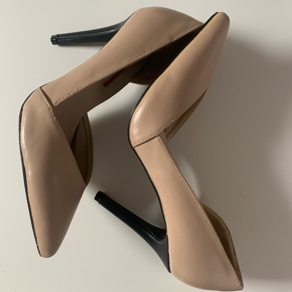Tan Heels